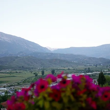 çifliku Rsxh Maison d'hôtes