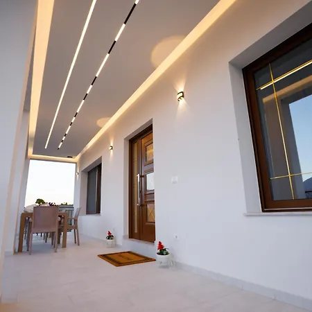 çifliku Rsxh Maison d'hôtes *